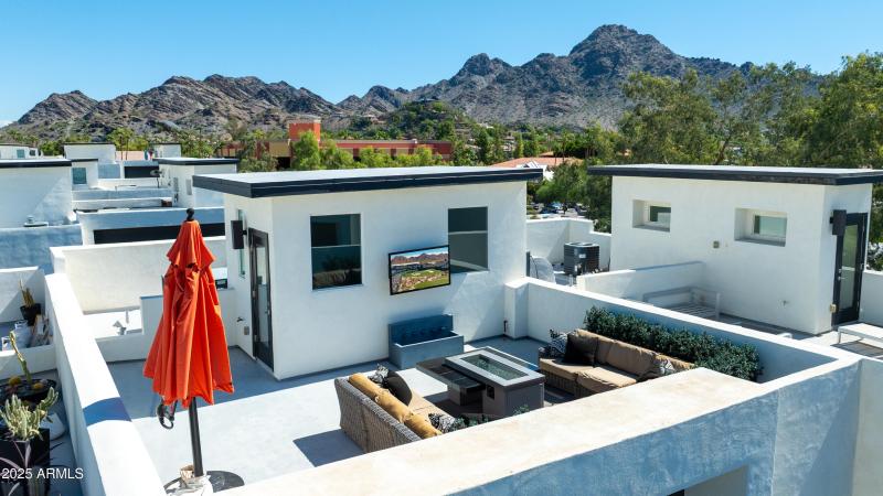 1717 E Morten Ave #62-52