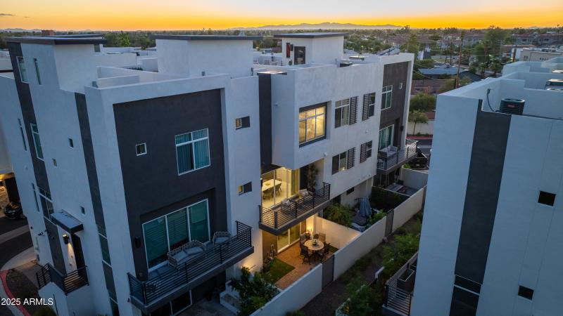 1717 E Morten Ave #62-62