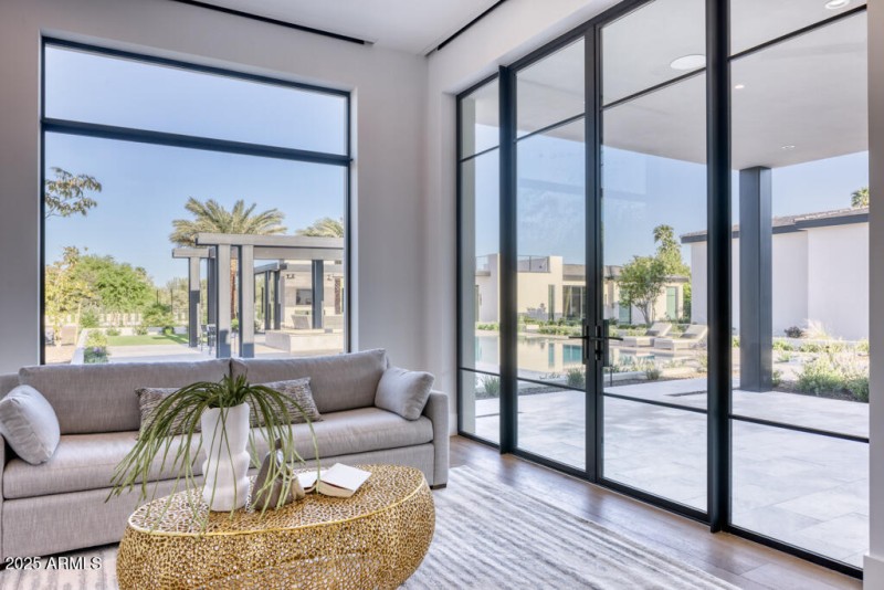 Primary Bedroom Sitting Area