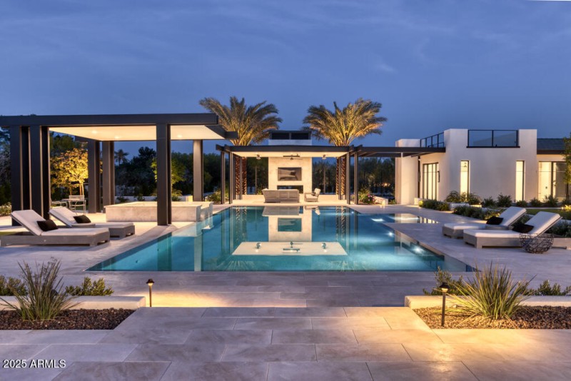 Evening Entertainment Space