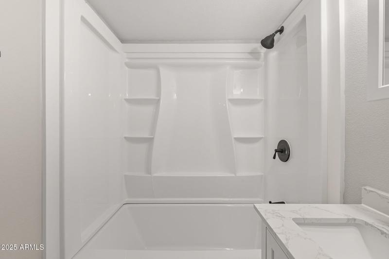 22-web-or-mls-Lincoln-22