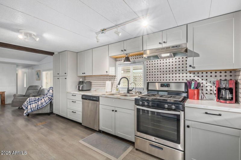 20230302085644391283000000-o