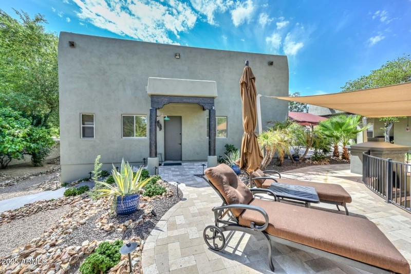 RV Garage-Side Entry