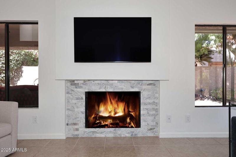 Fireplace-With Flames