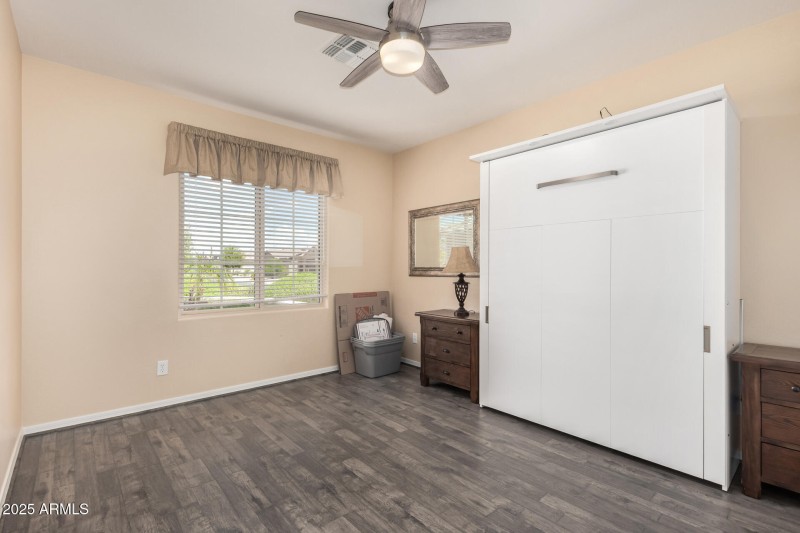 Trundle Bed in 2 Bedroom