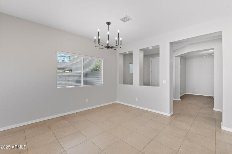 18-web-or-mls-Tulip-18