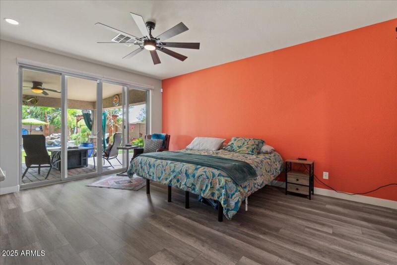 22-Primary bedroom