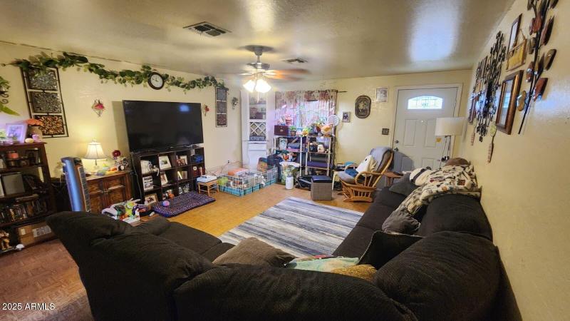 PHOTO-2025-09-10-18-40-03-1