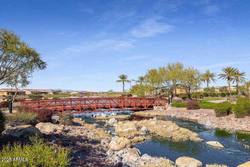 walking path