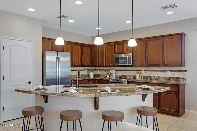 1746 E Harmony Wy-13