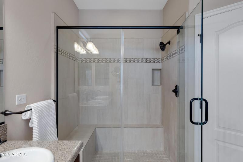 1746 E Harmony Wy-26