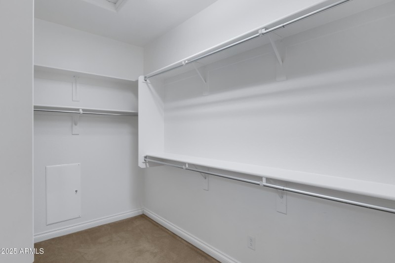 1746 E Harmony Wy-27