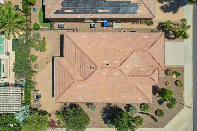 1746 E Harmony Wy-42