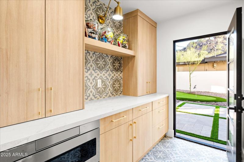Butlers Pantry