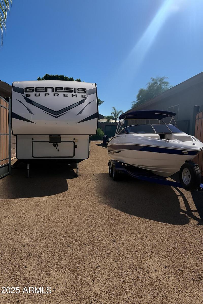 27821 N 98th- RV Parking