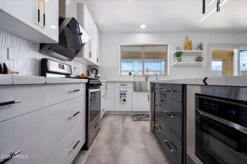 21-Kitchen