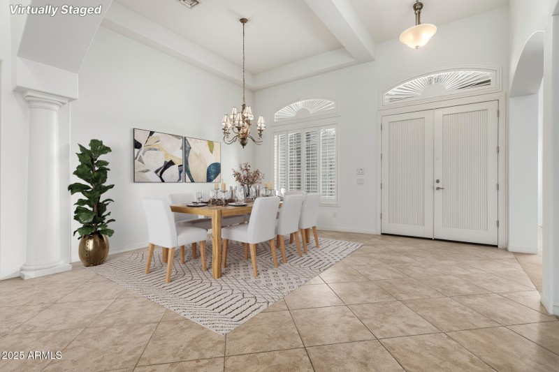 Dining - virtually staged