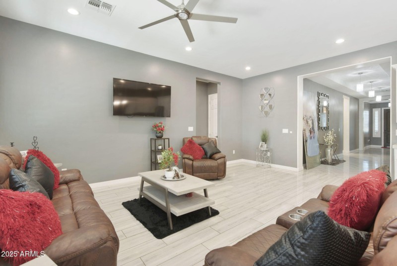 30-web-or-mls-_DSC0902