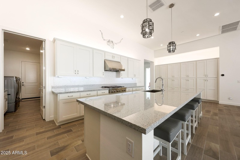 Plenty of cabinets