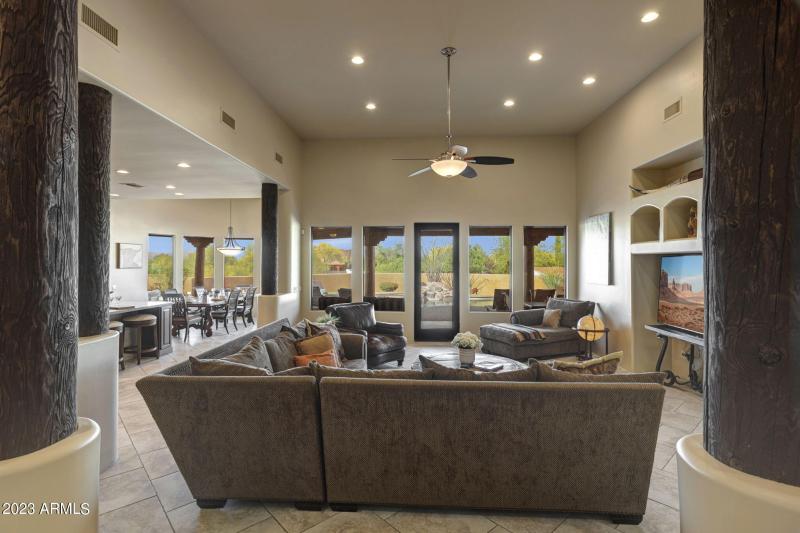 18-web-or-mls-14214-e-gamble-ln