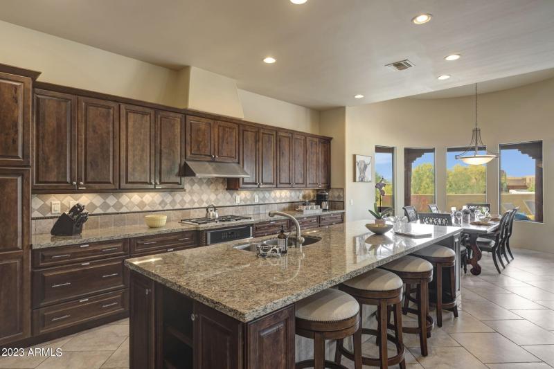 23-web-or-mls-14214-e-gamble-ln