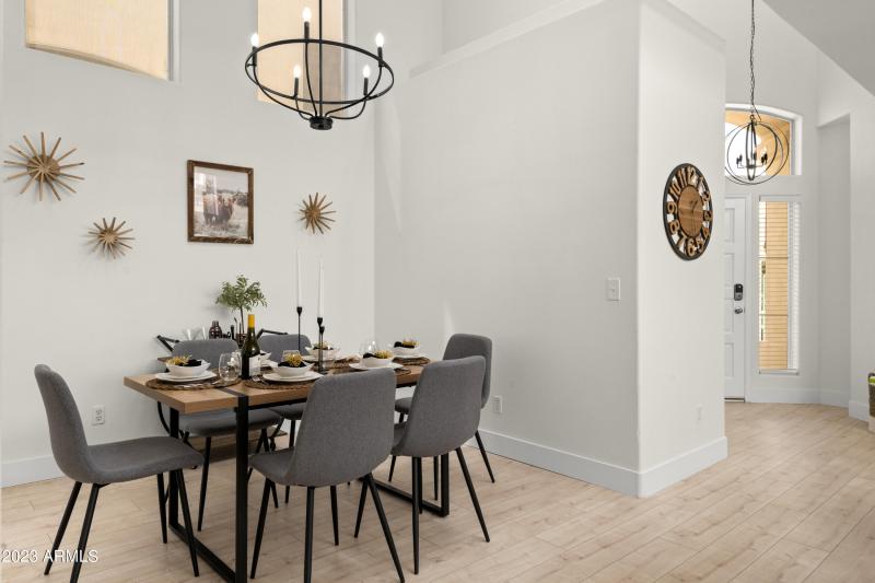 22_1143_E_Amberwood_Dr__022