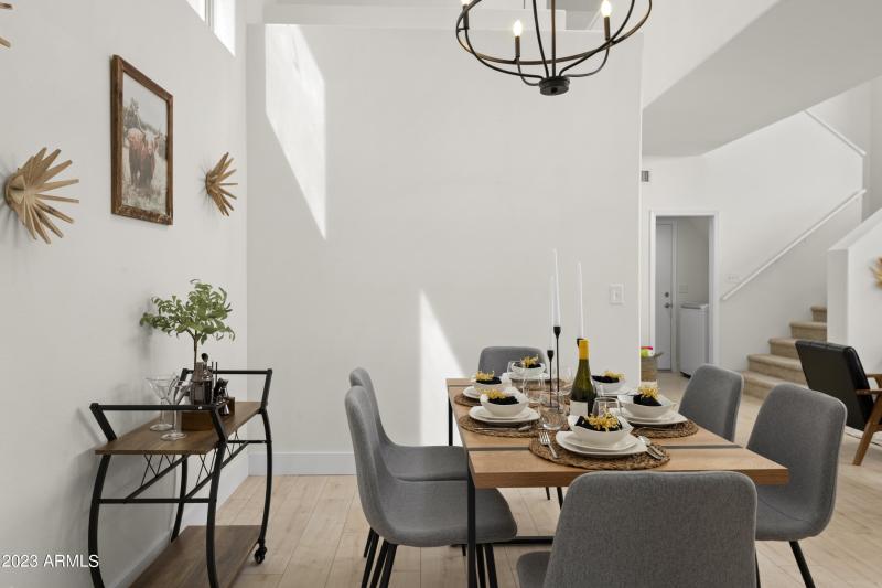 40_1143_E_Amberwood_Dr__040