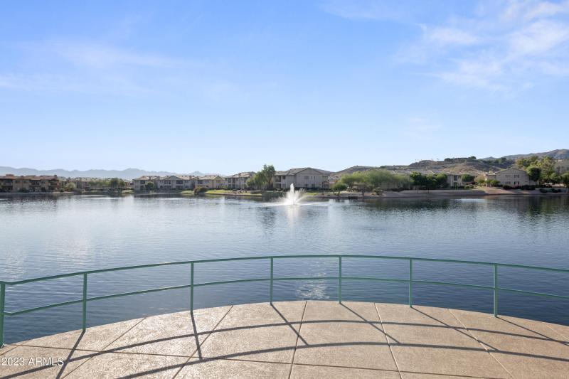 99_1143_E_Amberwood_Dr__099