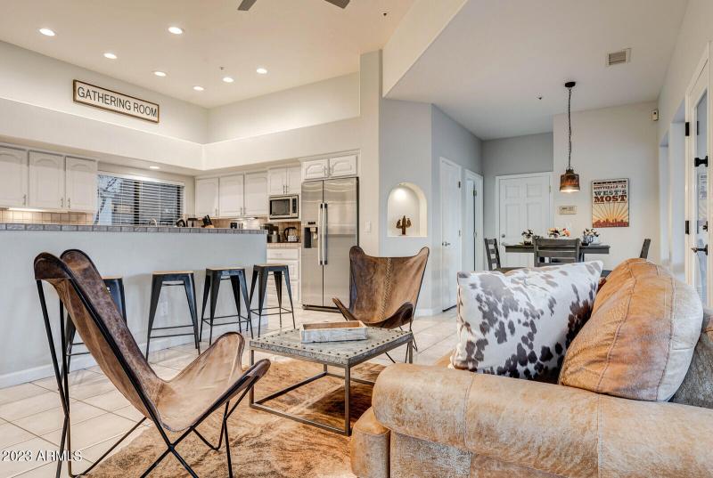 24_8161_E_Alameda_Rd__024_mls