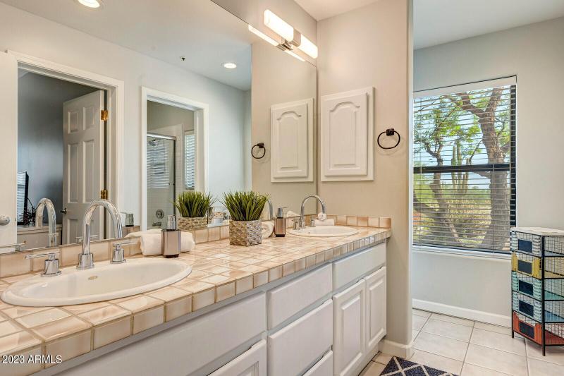 46_8161_E_Alameda_Rd__046_mls