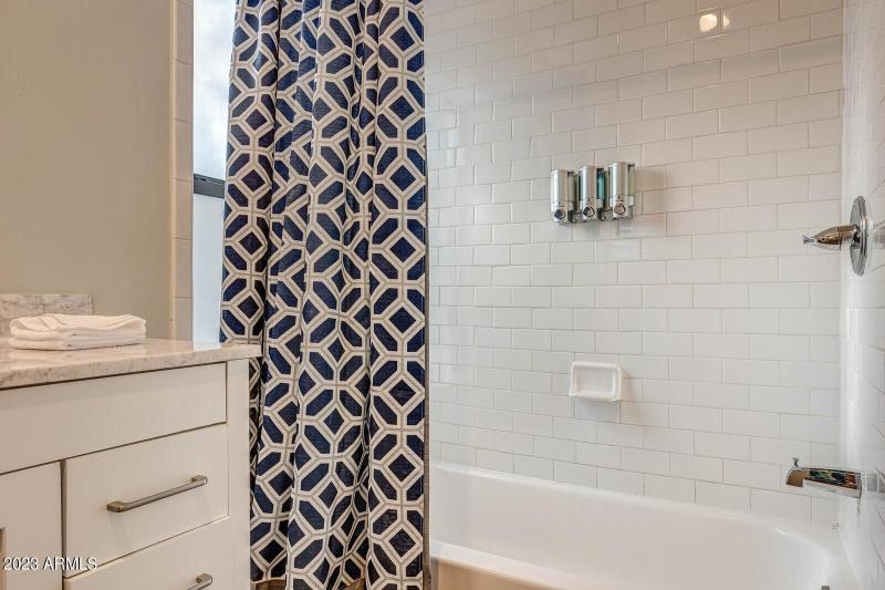 56_8161_E_Alameda_Rd__056_mls