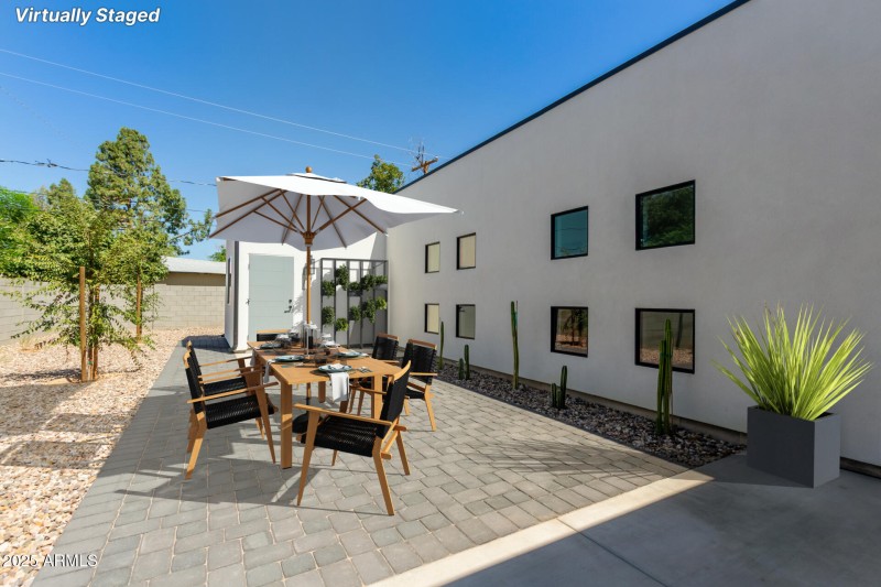 Staged Paver Back Patio