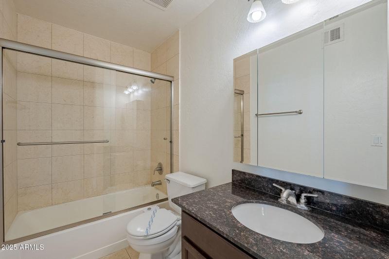 REMODELED BATH 2!!!!