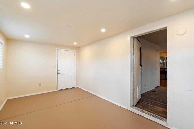Lanai/AZ Room