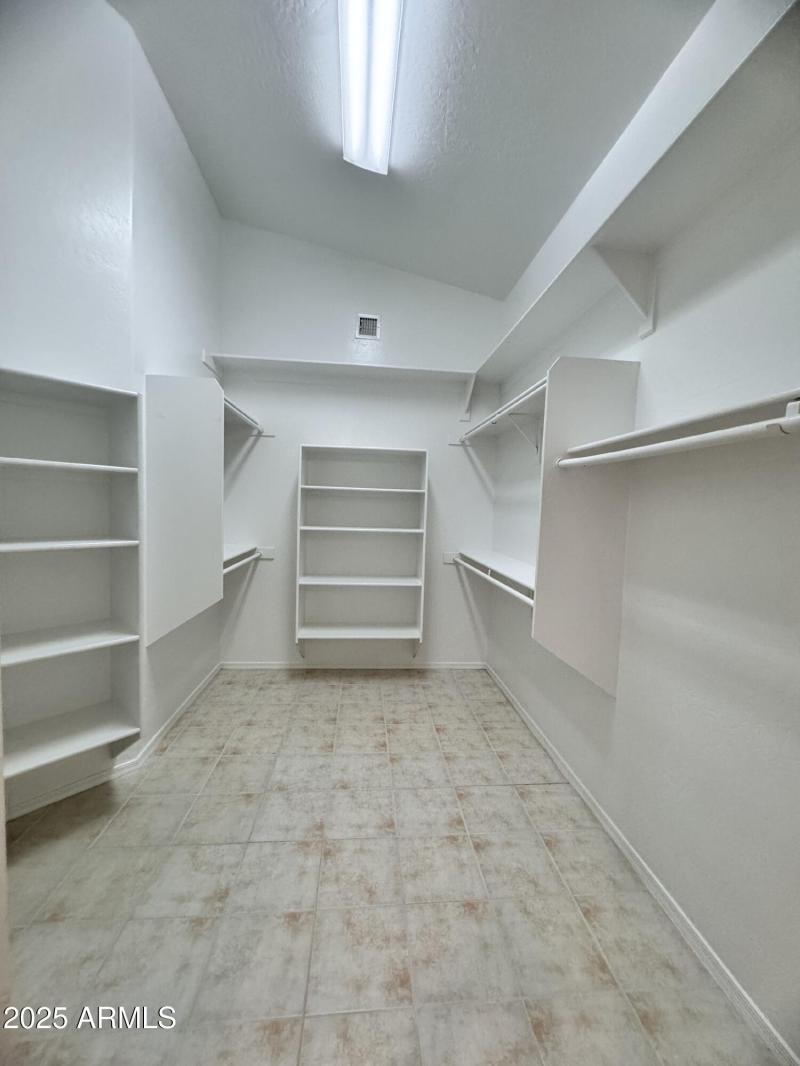 97A66CAC-A334-42ED-83BA-13C65B3B94A0