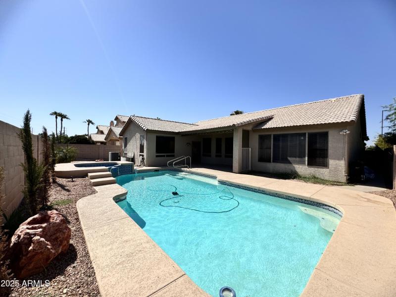 F7133303-0234-4EA8-94C6-4A9D4D385F99