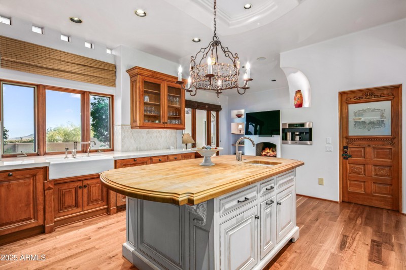 022_Beautiful Kitchen Views