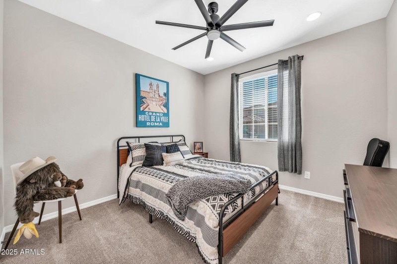 Bright secondary room