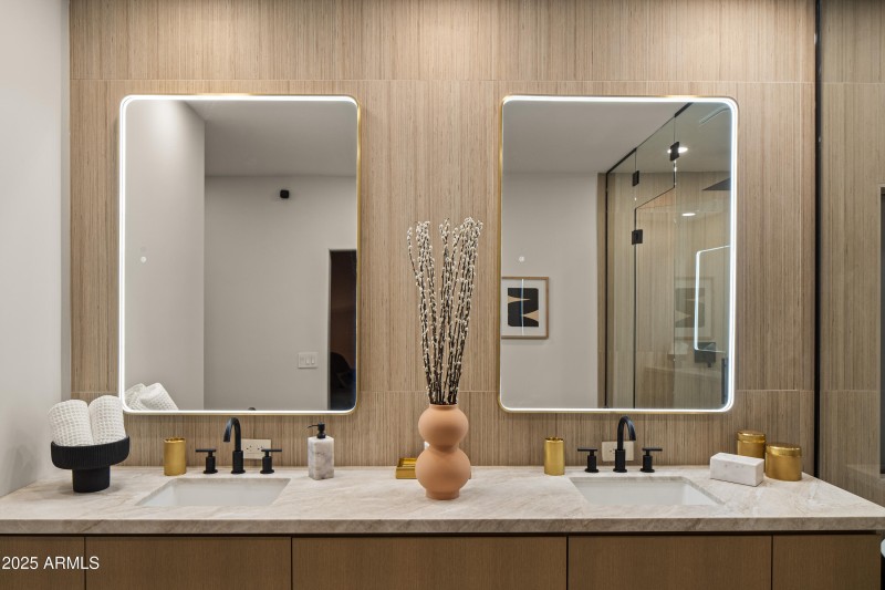 Primary En Suite Bathroom - View 2