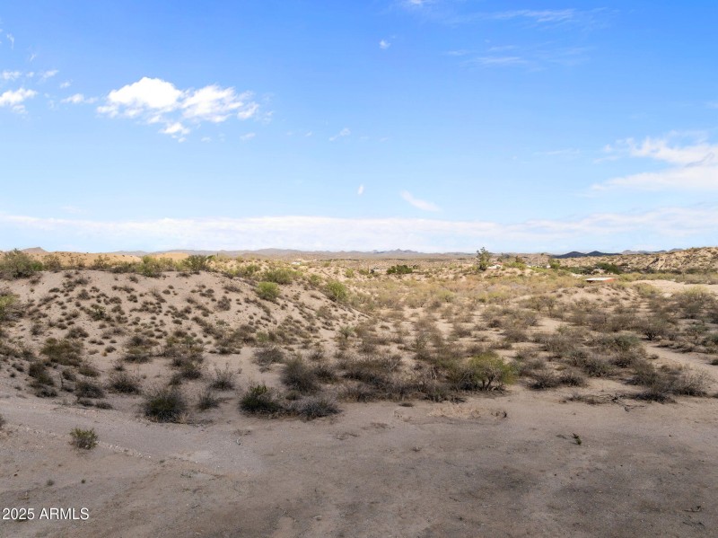 5-web-or-mls-DJI_20250909161622_0137_D