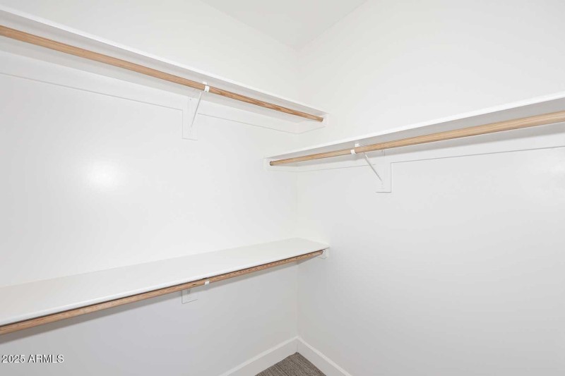 Guest Bedroom-Closet