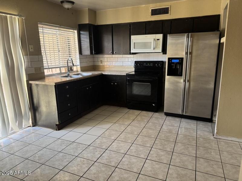 B6EB53DB-E0E9-429A-B97E-04608296C1AD_1_1