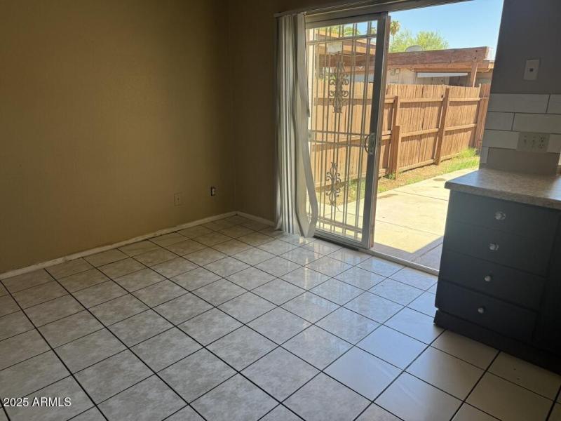 0132CF63-2CD2-4905-85B9-E81B57DE1035_1_1