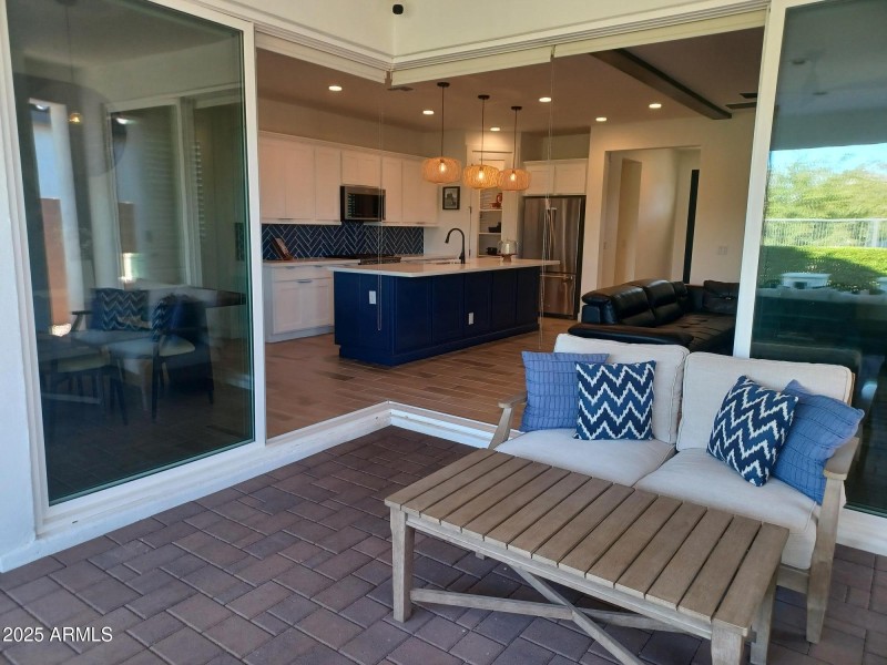 90 Degree Sliding Glass Doors