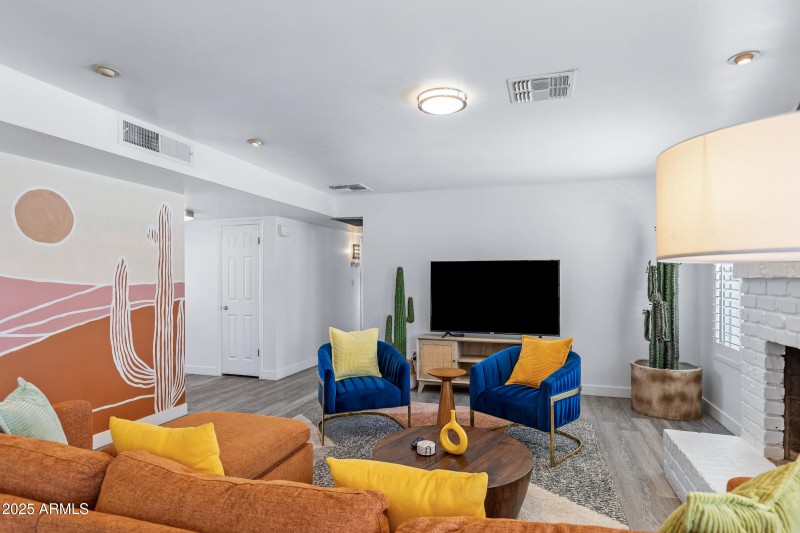 8619 E El Charro Ln-7