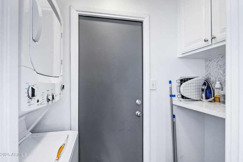 8619 E El Charro Ln-16