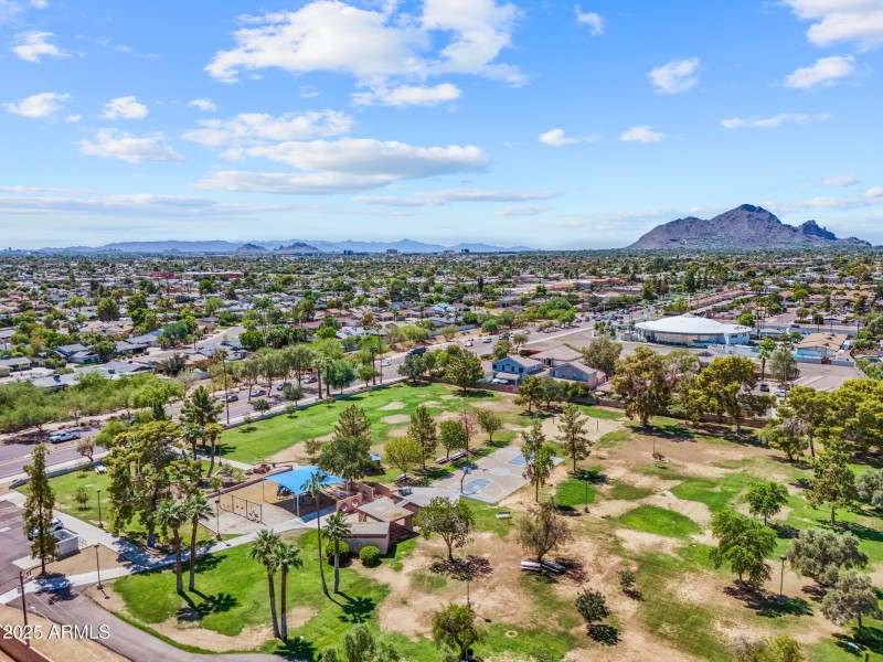 8619 E El Charro Ln-43