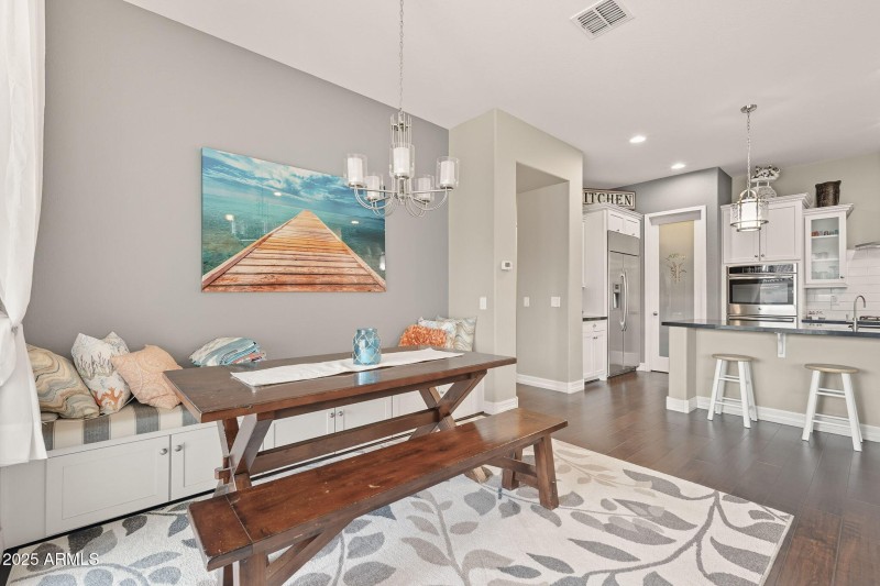 10-web-or-mls-Via-10