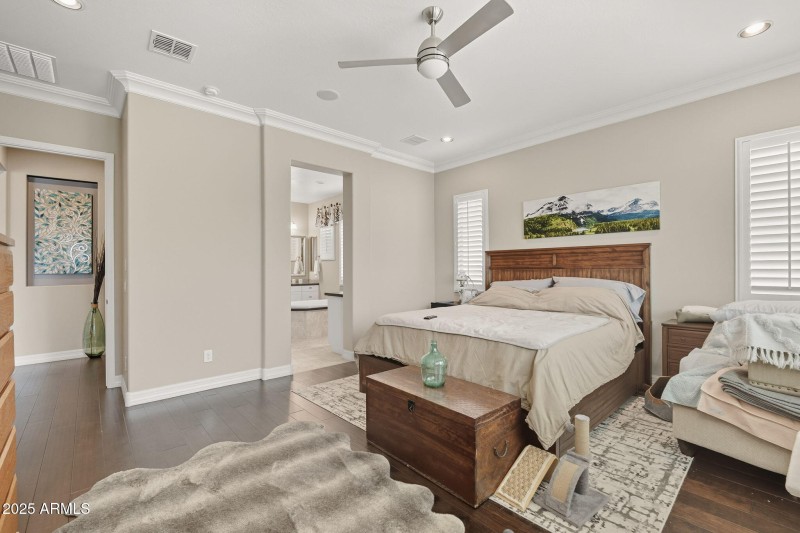 24-web-or-mls-Via-24