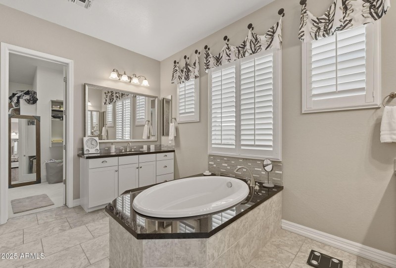 26-web-or-mls-Via-26